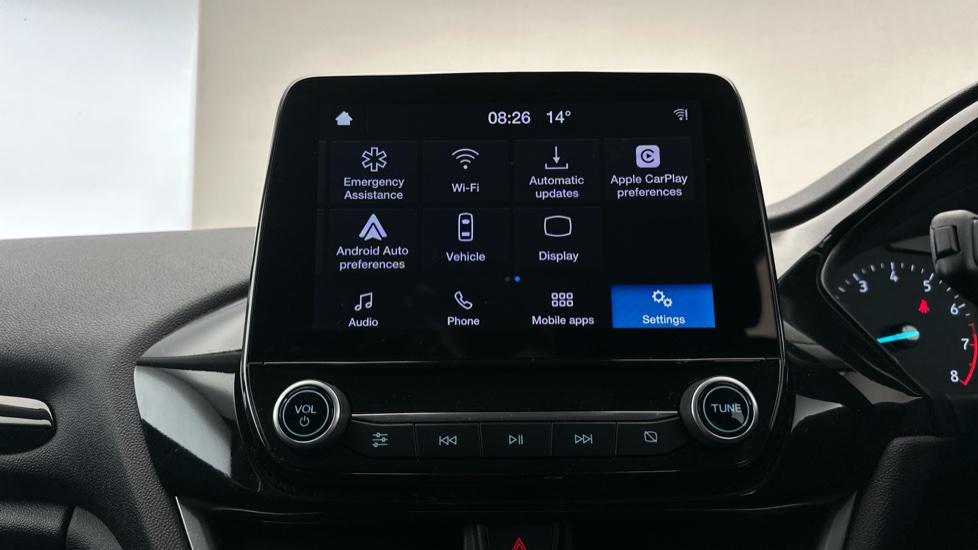 Apple Car Play & Android Auto