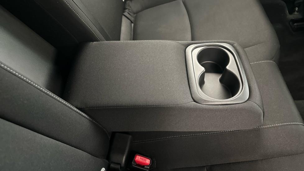 Rear Armrest/ Cup Holder