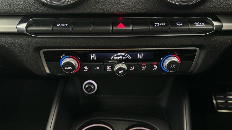 Auto Stop/Start /Air Conditioning /Dual Climate Control 