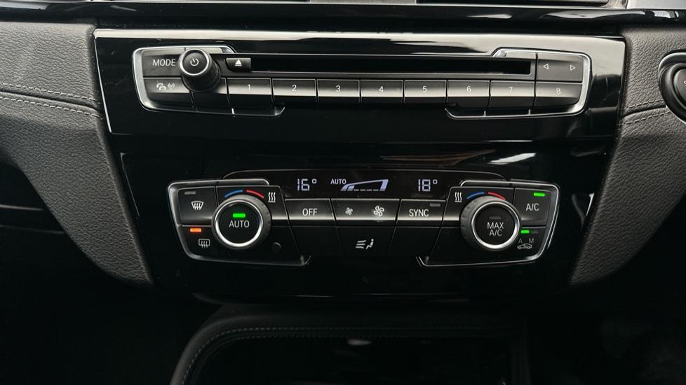 Air Conditioning /Dual Climate Control 