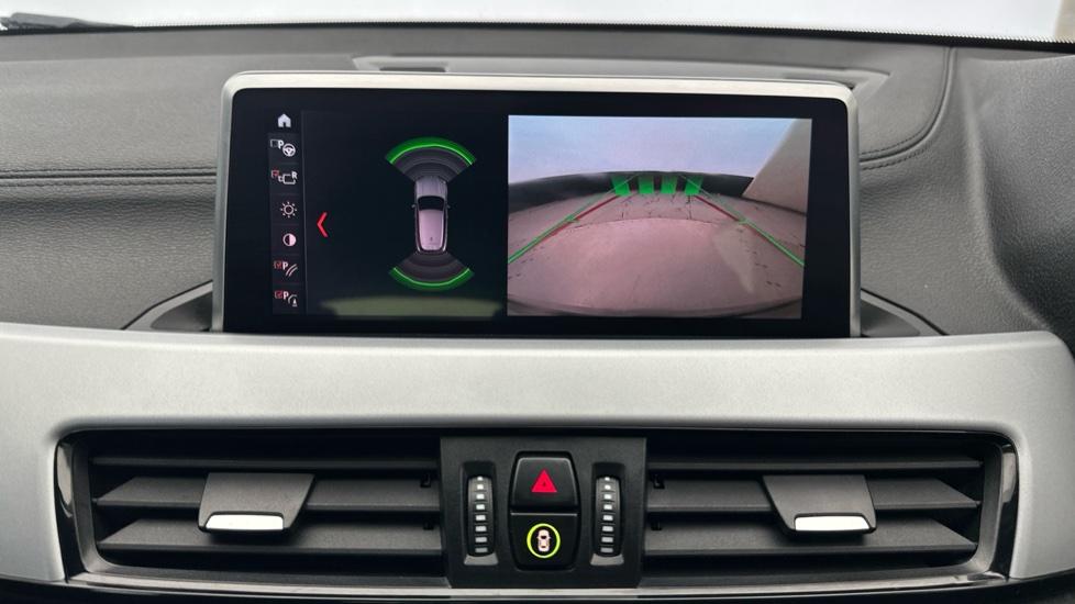 Rear View Camera /Park Pilot /Auto Park 