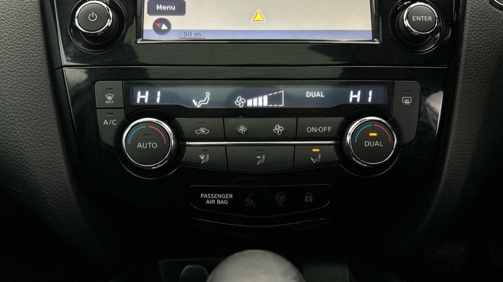 Air Conditioning /Dual Climate Control 