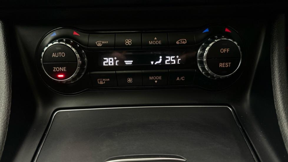 Air Conditioning /Dual Climate Control 