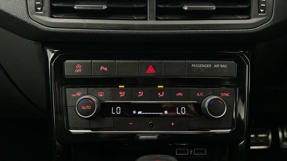 Auto Stop/Start/Air Conditioning /Dual Climate Control 