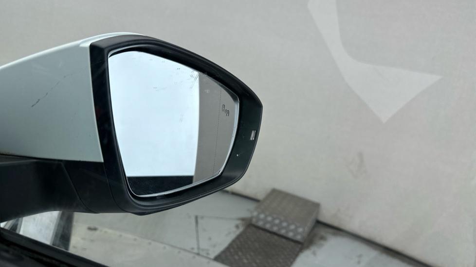 Blind Spot Monitoring 