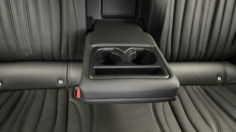 Rear Armrest/ Cup Holder