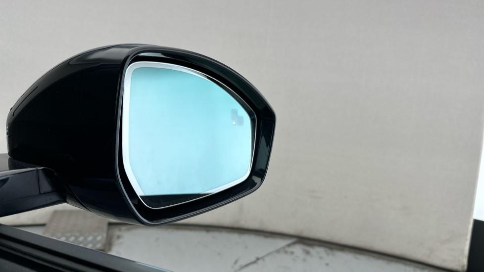 Blind Spot Monitoring System 