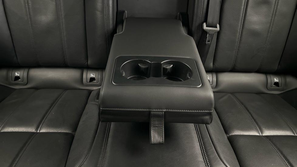 Rear Armrest/ Cup Holder