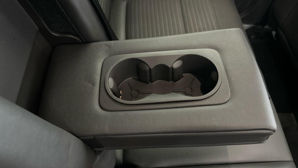 Rear Armrest/ Cup Holder