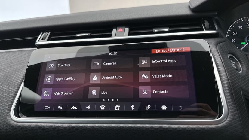 Apple CarPlay / Android Auto 