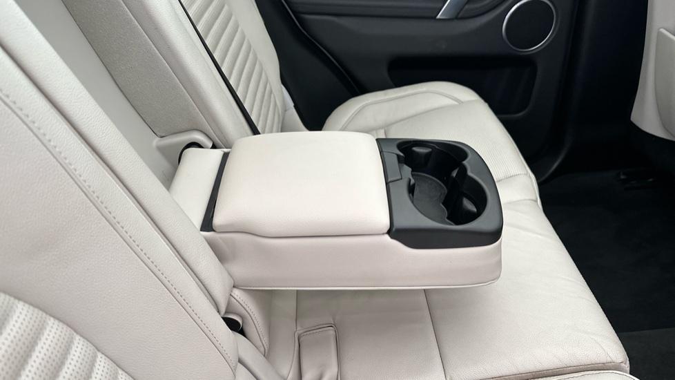 Rear Armrest/ Cup Holder