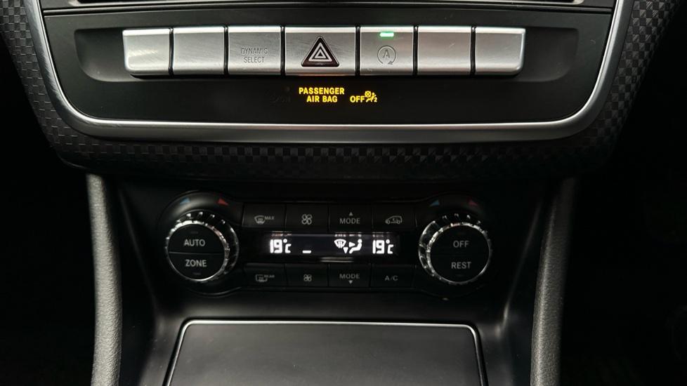 Auto Stop/Start/Air Conditioning /Dual Climate Control 