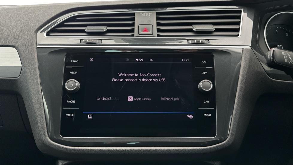 Apple Car Play & Android Auto