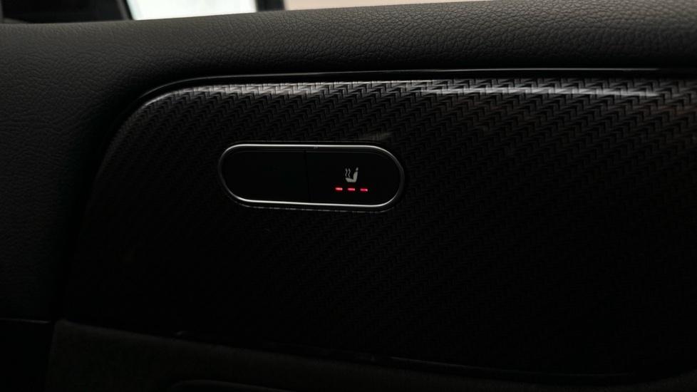 Heated Seats 