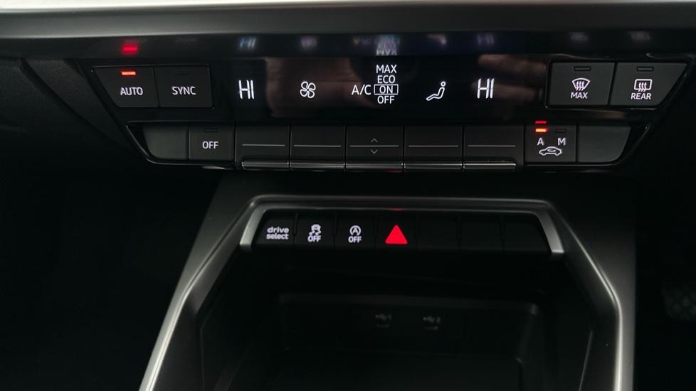 Air Conditioning /Dual Climate Control 