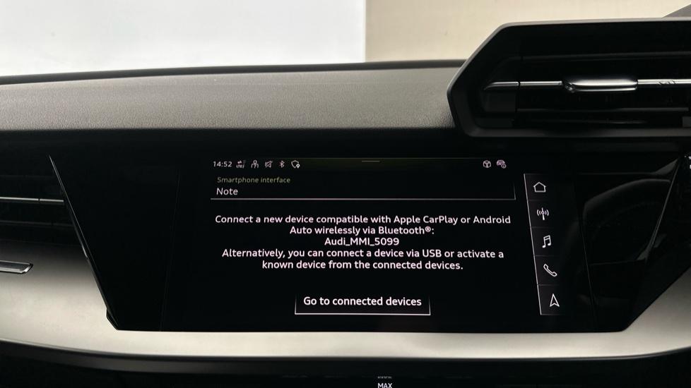 Apple Car Play & Android Auto