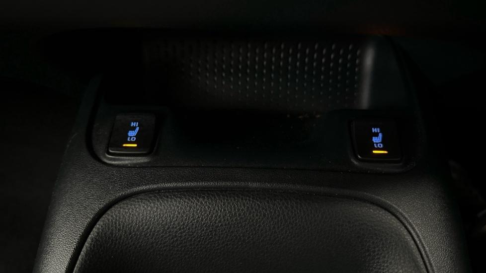 Heated Seats /Cooled 