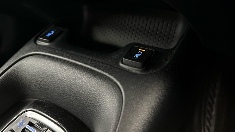 Heated Seats 