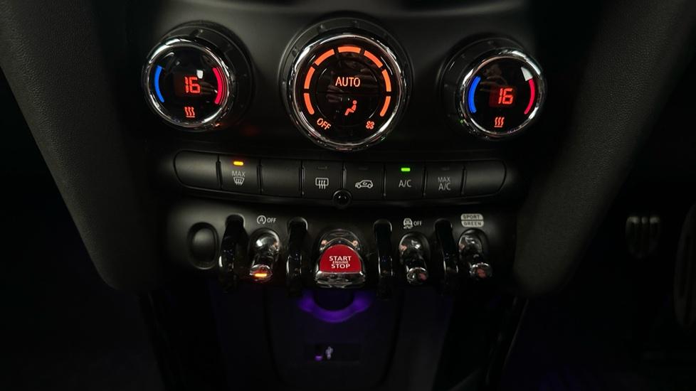 Air Conditioning /Dual Climate Control /Auto Stop/Start 