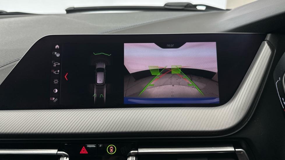 Rear View Camera /Park Pilot /Auto Park 