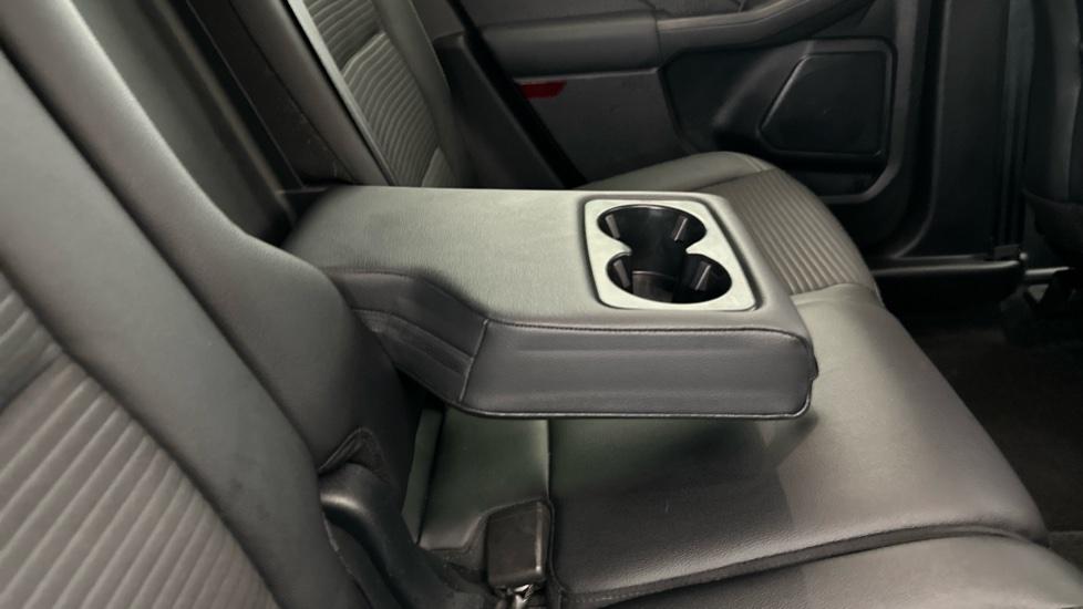 Rear Armrest/ Cup Holder