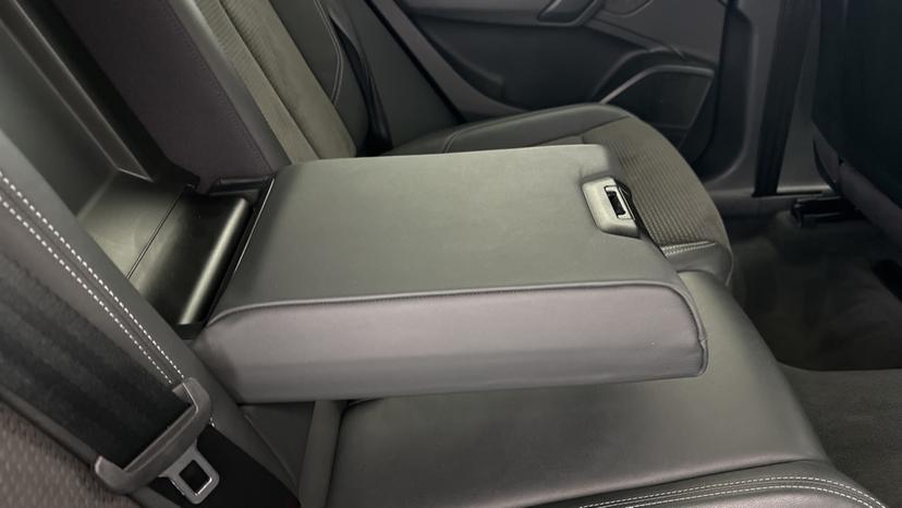 Rear Armrest 