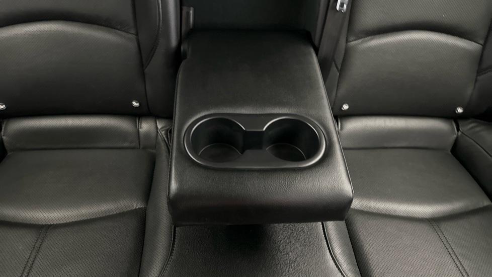 Rear Armrest/ Cup Holder