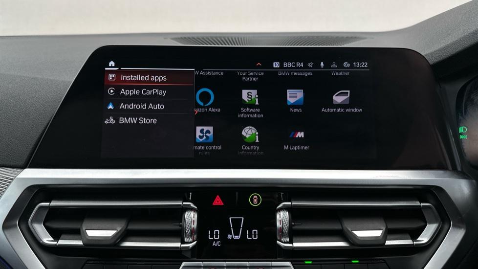 Apple Car Play & Android Auto