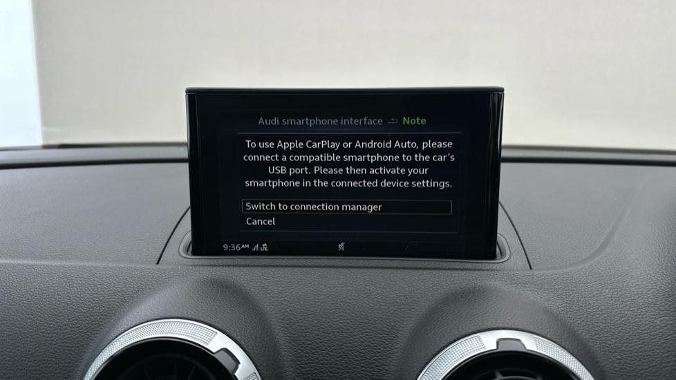 Apple Car Play & Android Auto