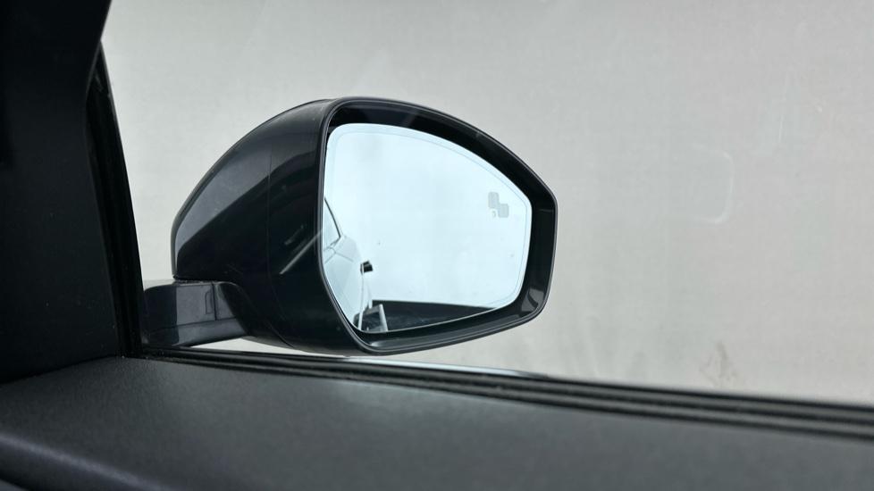 Blind Spot Monitoring System 