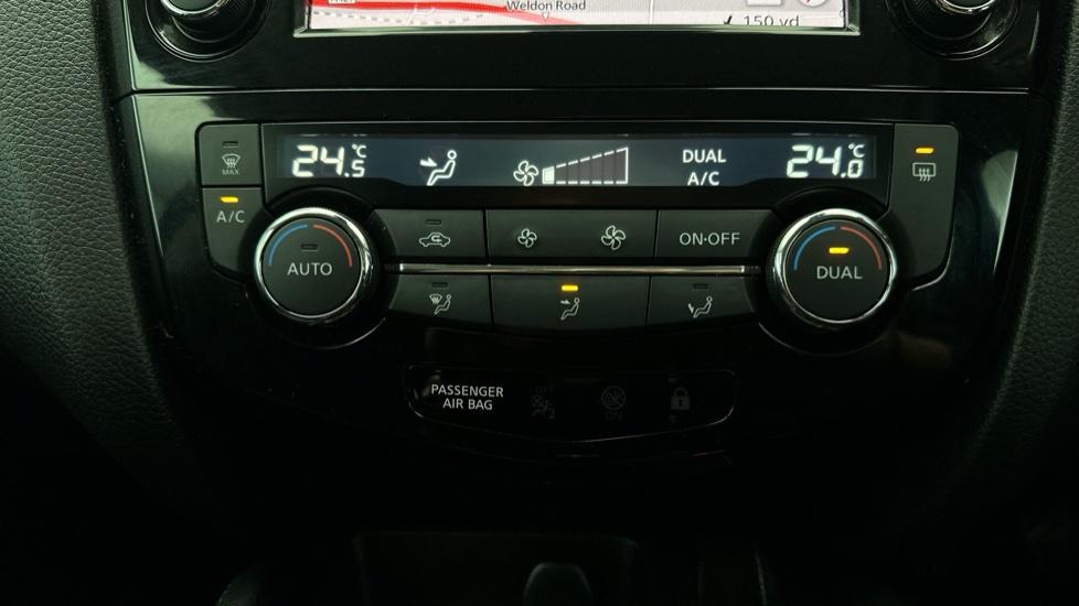 Air Conditioning /Dual Climate Control 