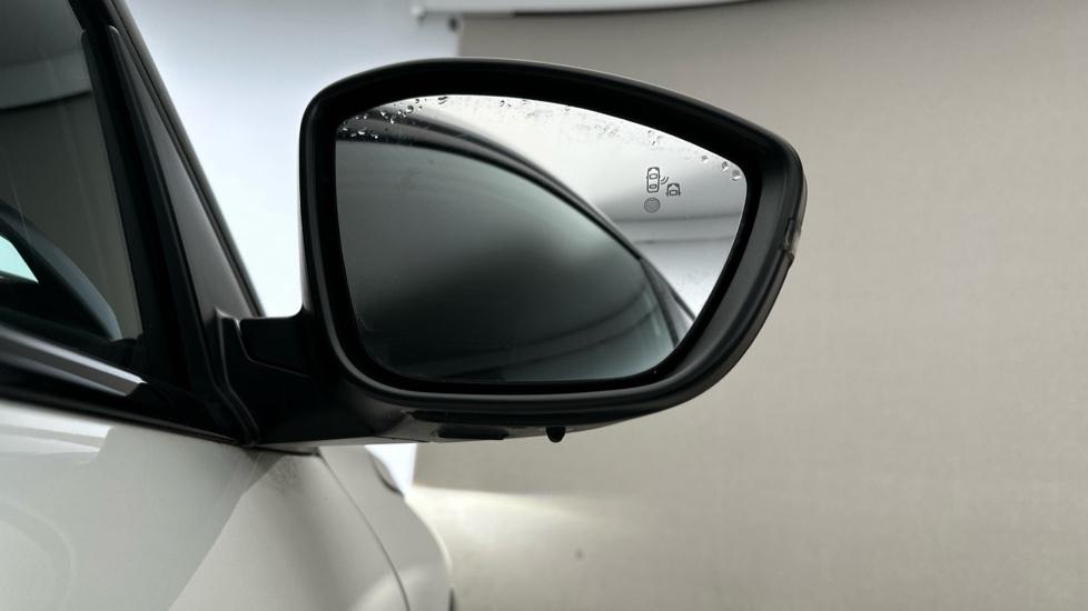 Blind Spot Monitoring System 