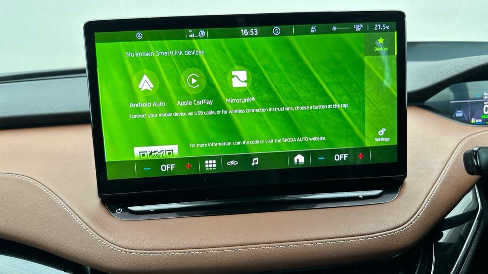 Apple Car Play & Android Auto