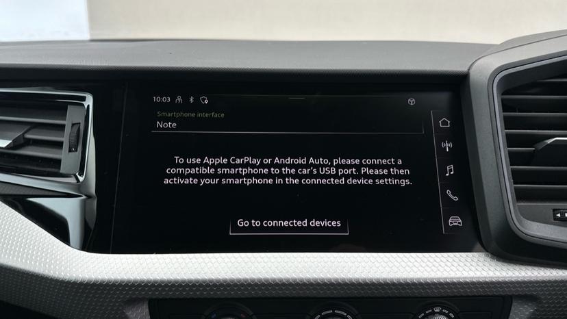 Apple Car Play & Android Auto