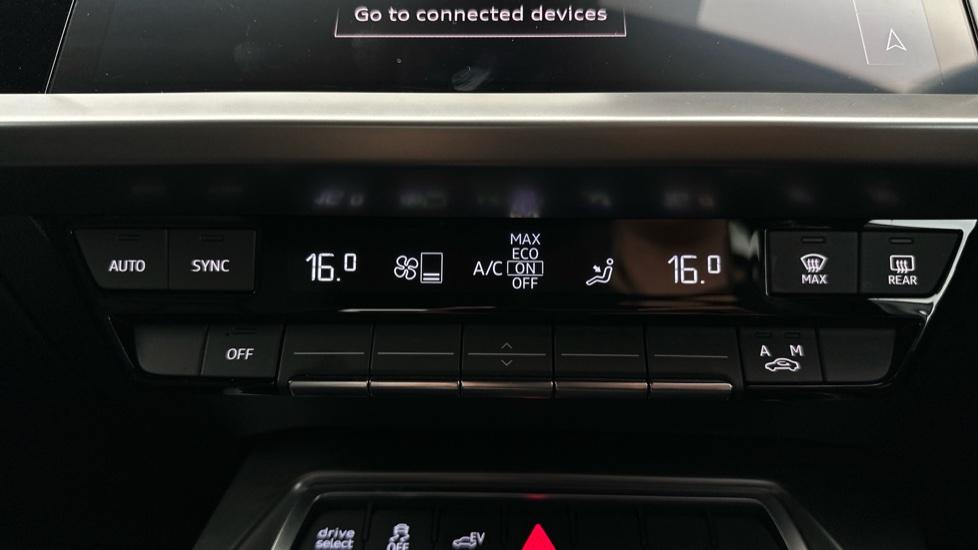 Air Conditioning /Dual Climate Control 