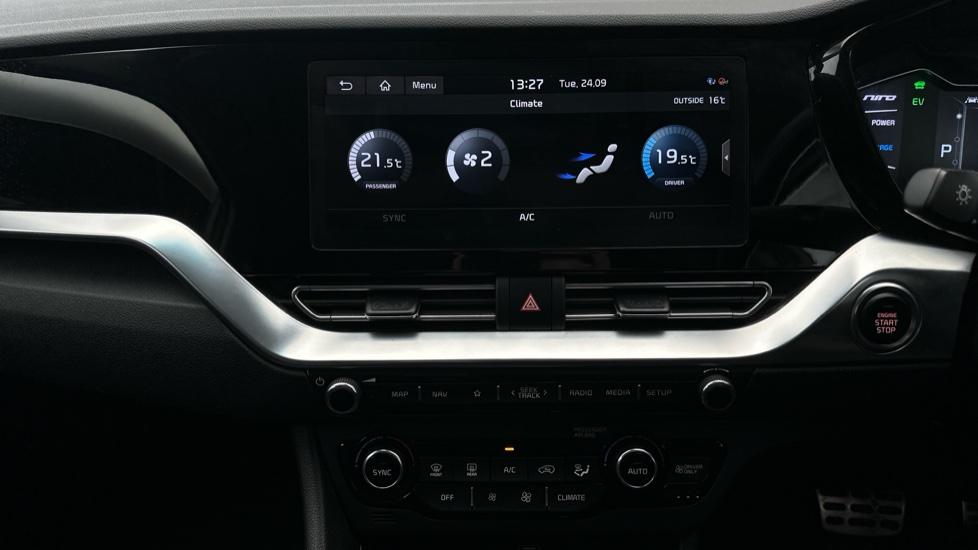 Air Conditioning /Dual Climate Control 