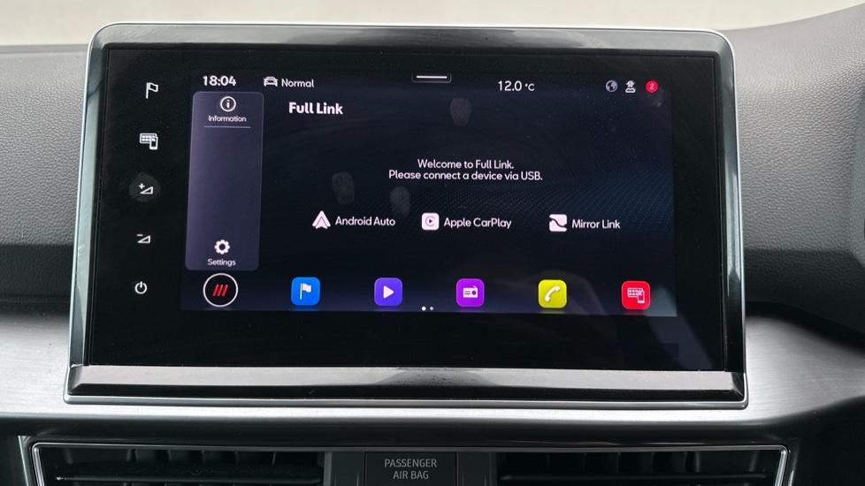 Apple Car Play & Android Auto