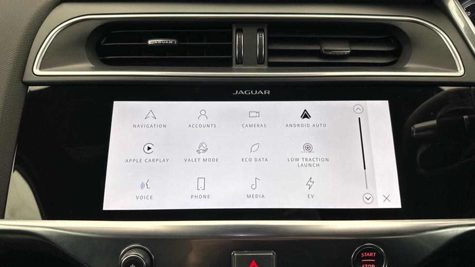 Apple Car Play & Android Auto