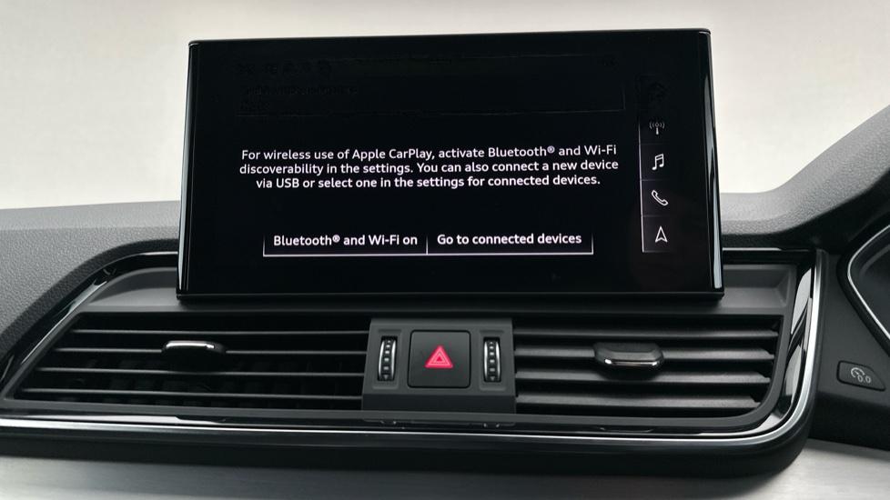 Apple Car Play & Android Auto