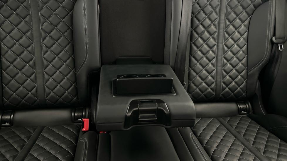 Rear Armrest/ Cup Holder