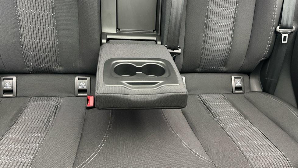 Rear Armrest/ Cup Holder