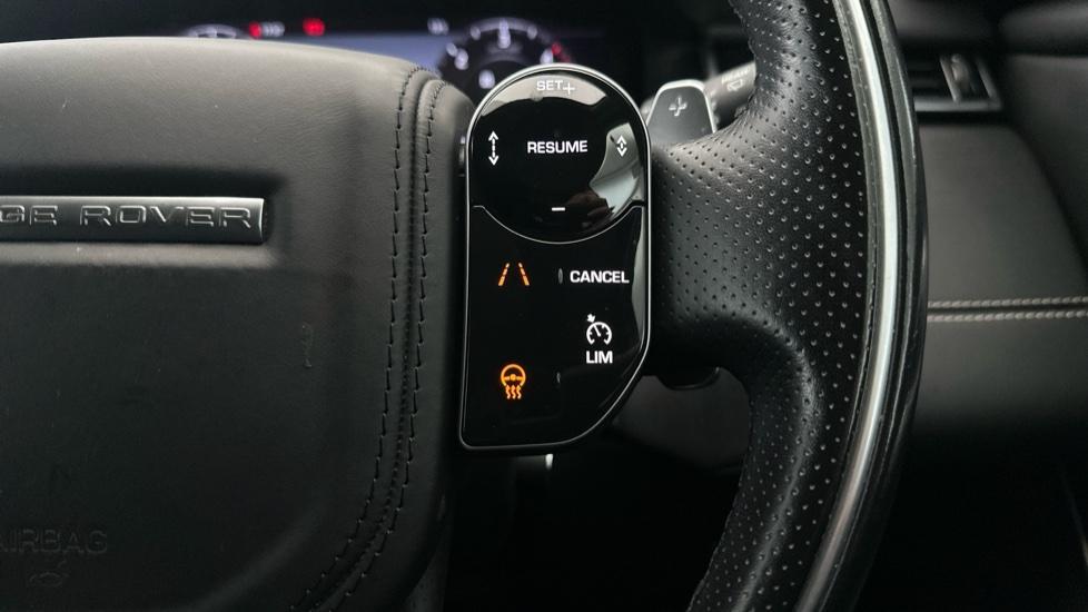 Cruise Control / Speed Limiter  / Lane Assist  / Heated Steering Wheel 