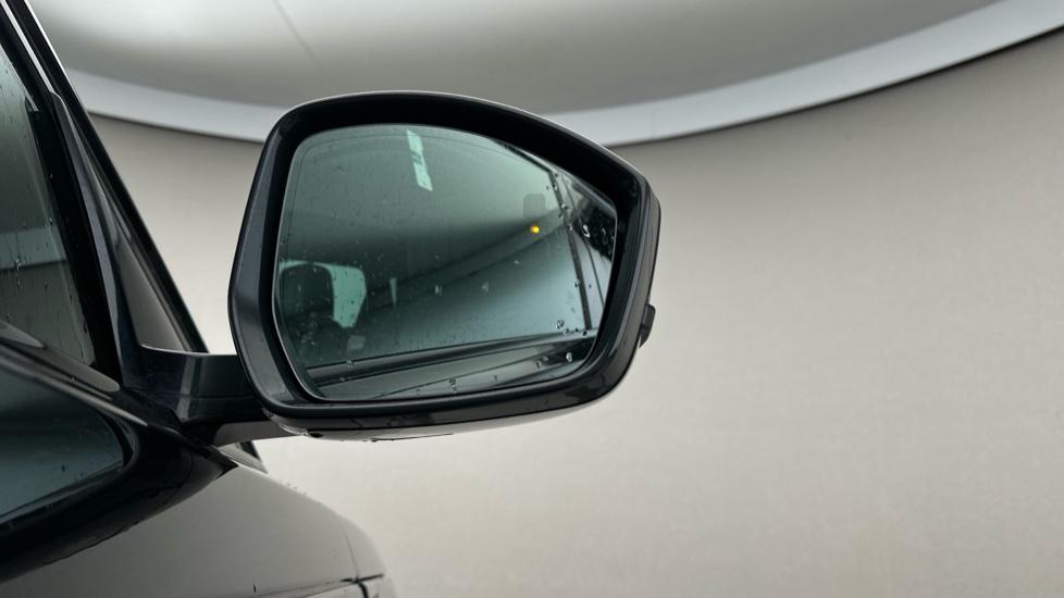 Blind Spot Monitoring System 