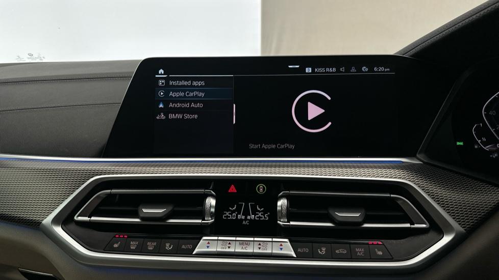 Apple Car Play & Android Auto