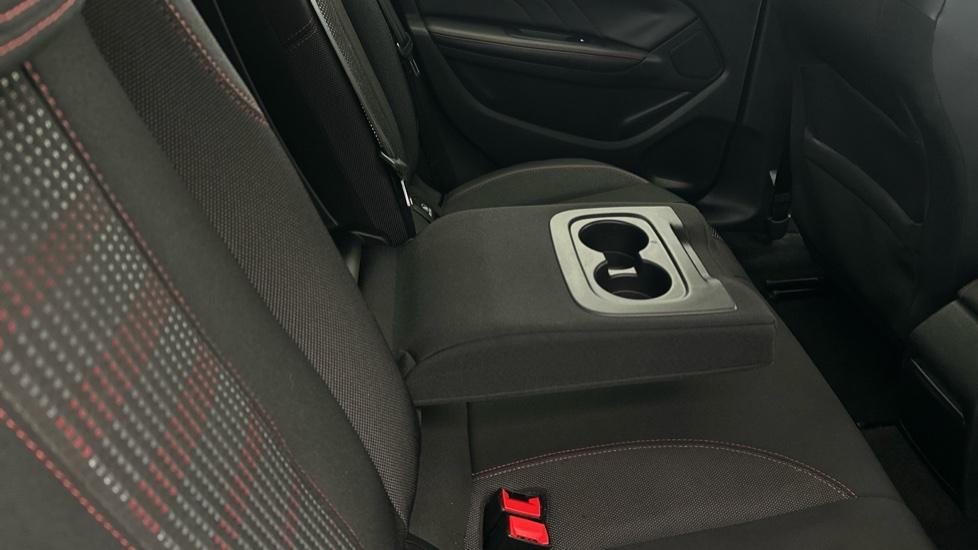 Rear Armrest/ Cup Holder