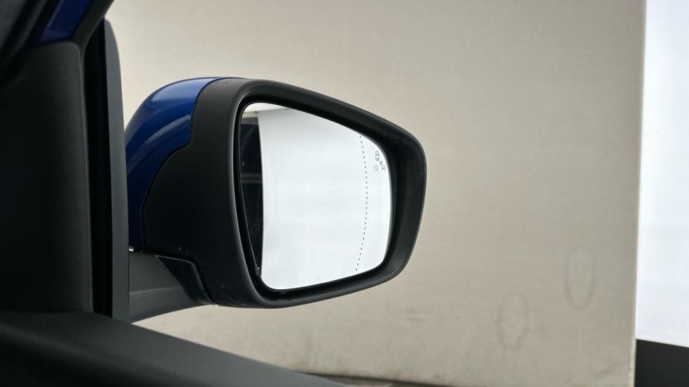 Blind Spot Monitoring System 