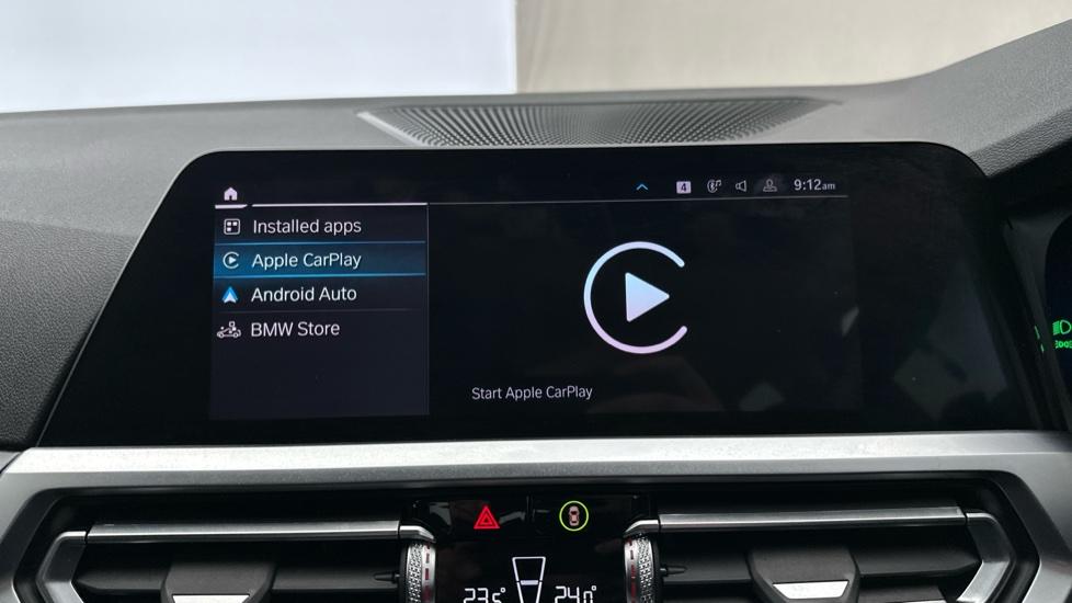 Apple Car Play & Android Auto