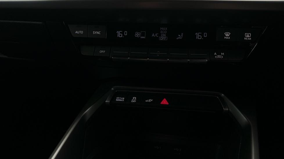 Air Conditioning / Dual Climate Control 