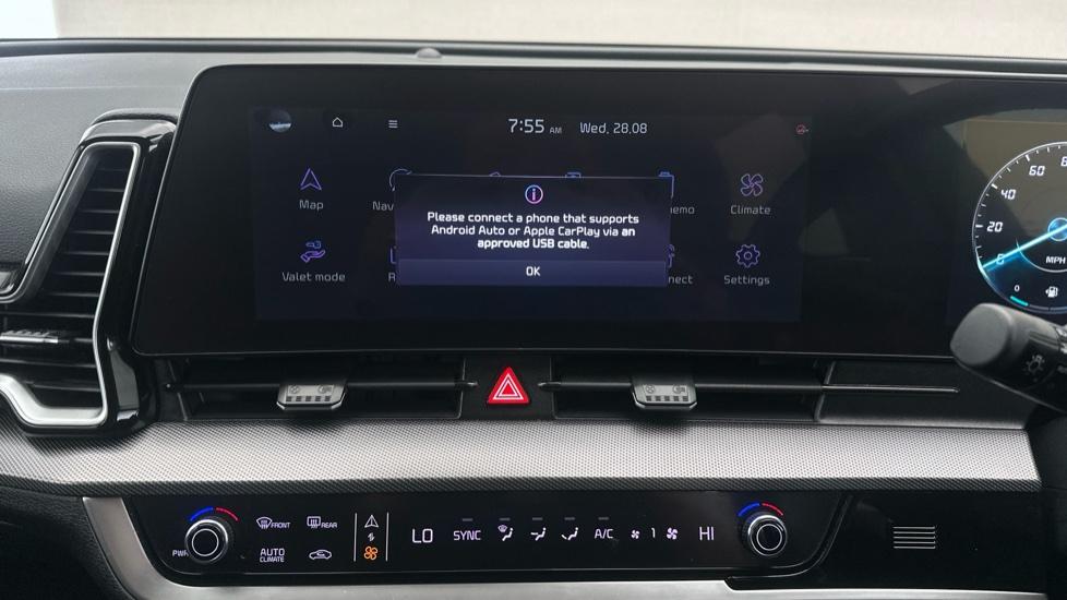 Apple Car Play & Android Auto