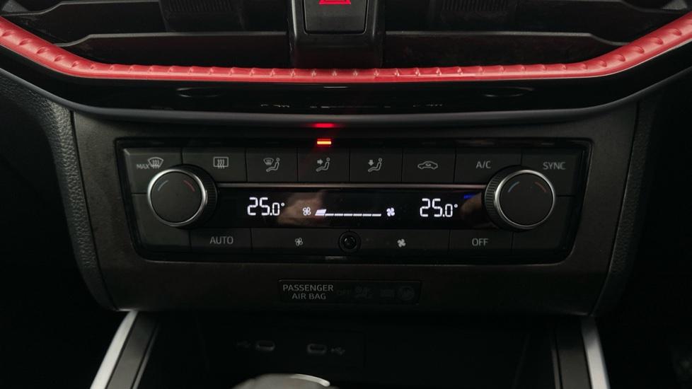 Air Conditioning / Dual Climate Control 